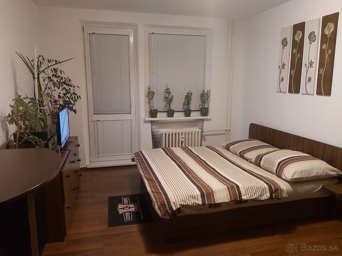 Garsonka,garzonka, Družba,Spartakovská ulica - 4