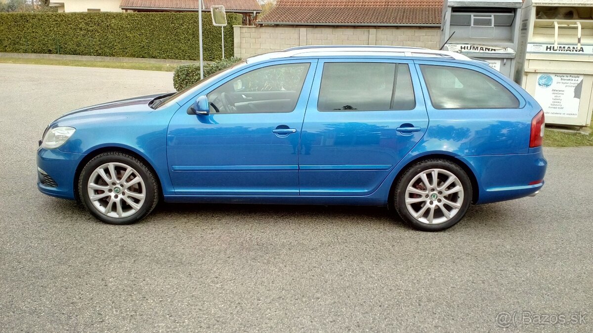 Škoda Octavia Combi RS 2,0 TDi 125 kW 2011 - 4
