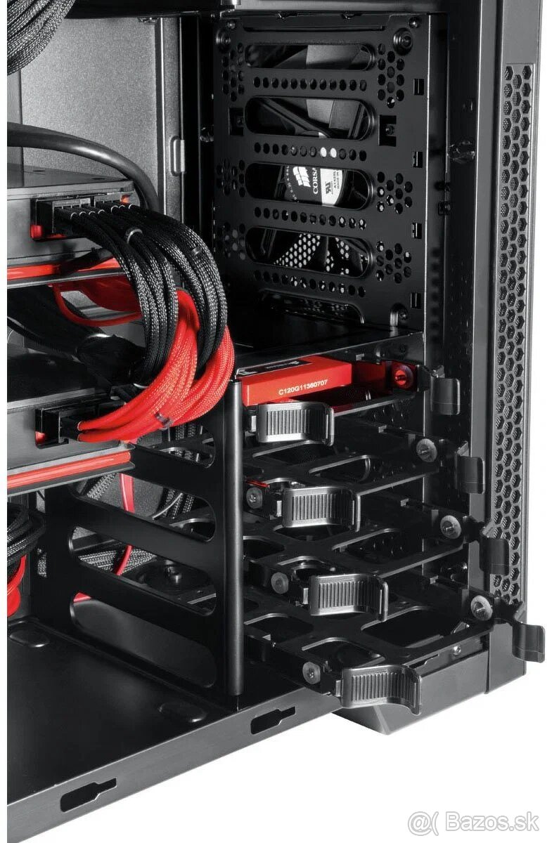 PC bedna CORSAIR 300R Carbide - 4