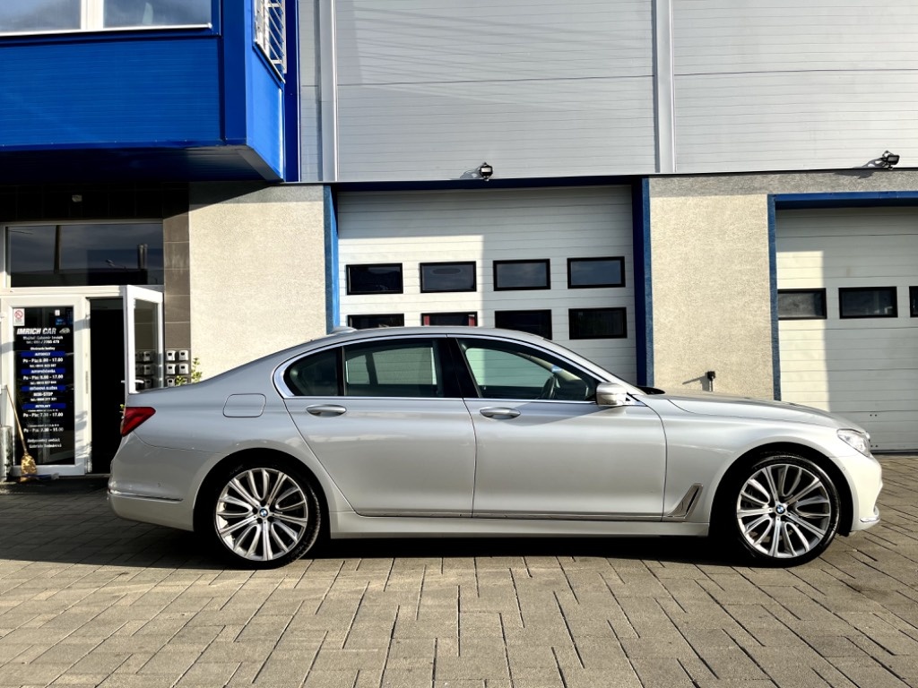 BMW 730 Xdrive - 4