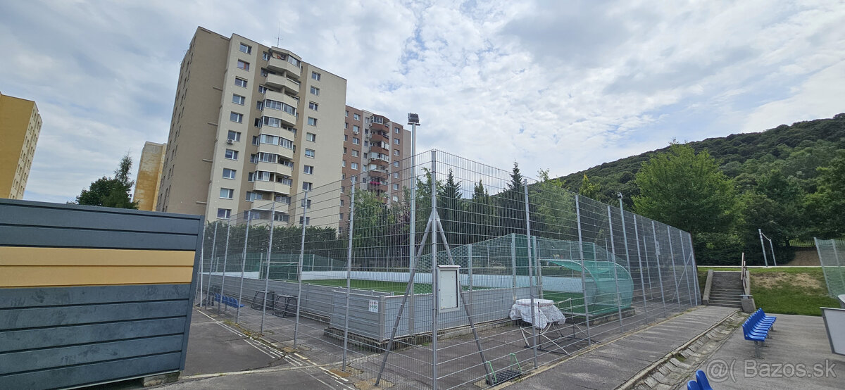 Ihneď voľný 4-izbový byt priamo pod lesom - 4