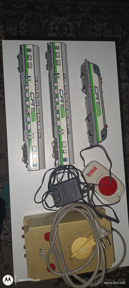 HO železnica s 2Lok+5Vag_+TT súprava, veľa koľají, dekor - 4