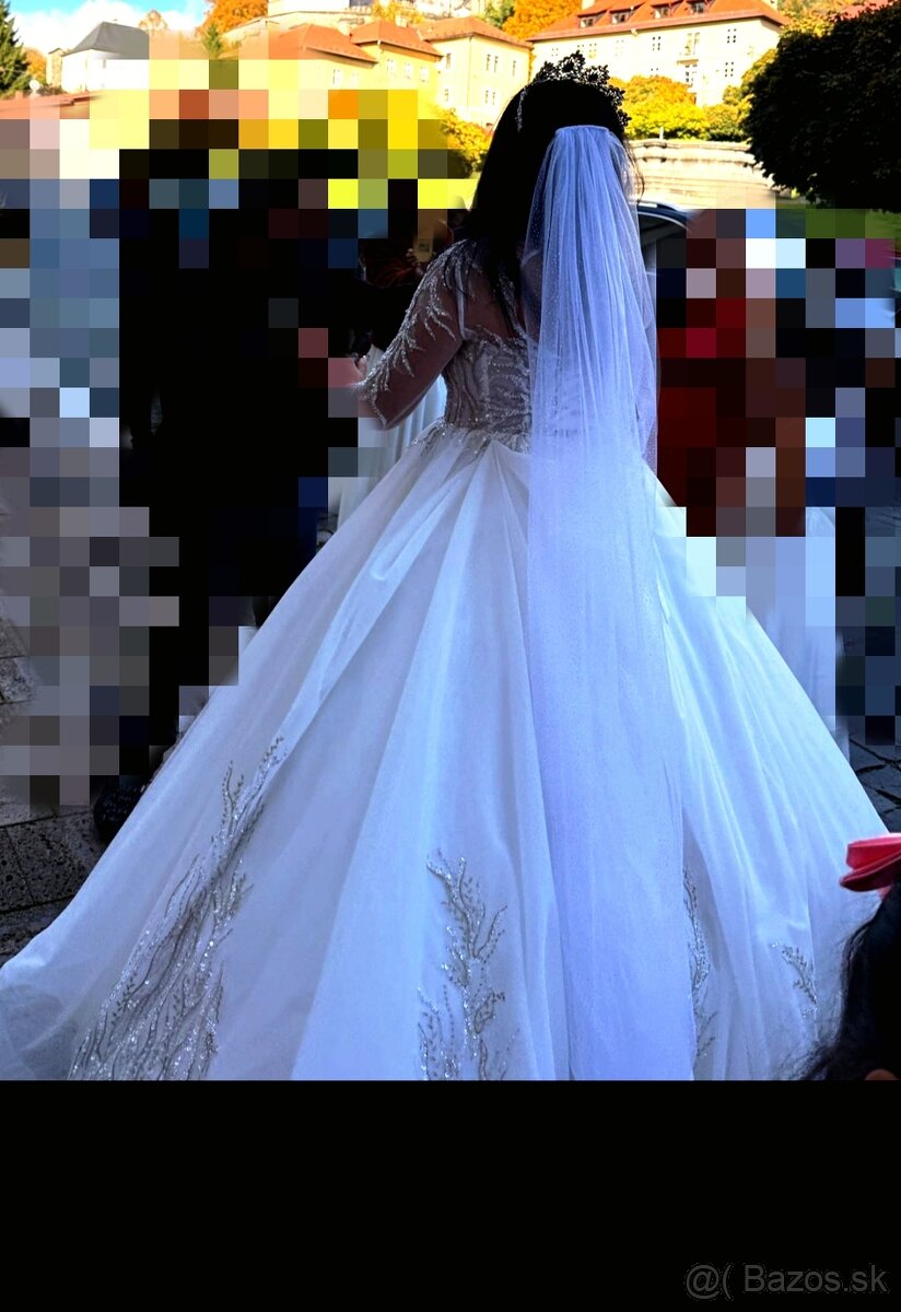 Honosné svadobné šaty - 4