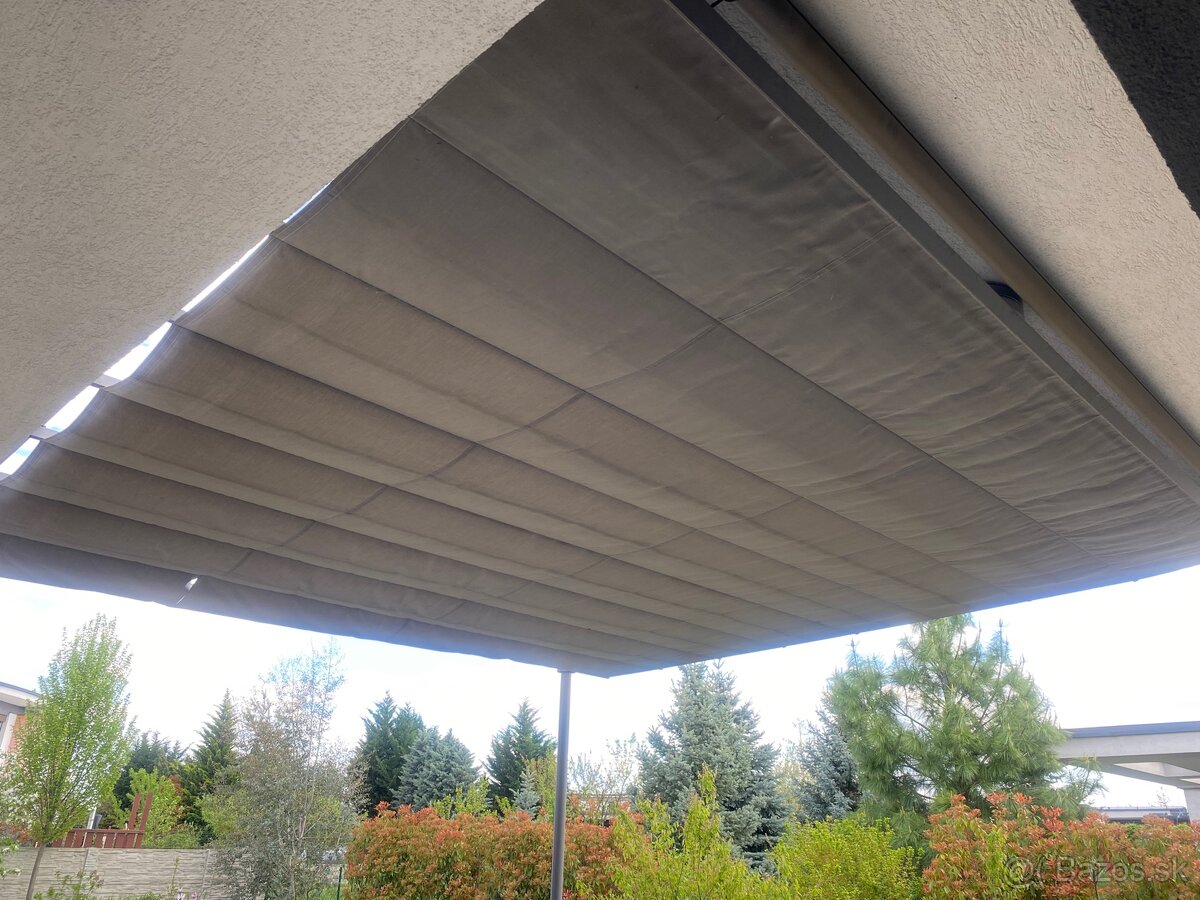 Plachta z pergoly s pohonom Somfy - 4