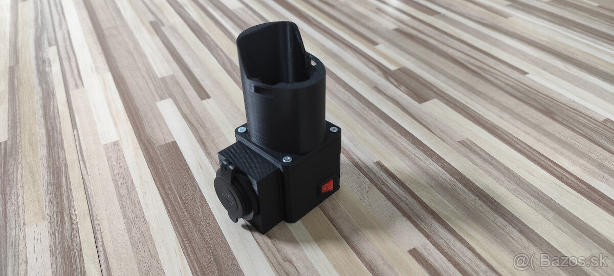 USB nabíjací adapter na batériu parkside 12V - 4