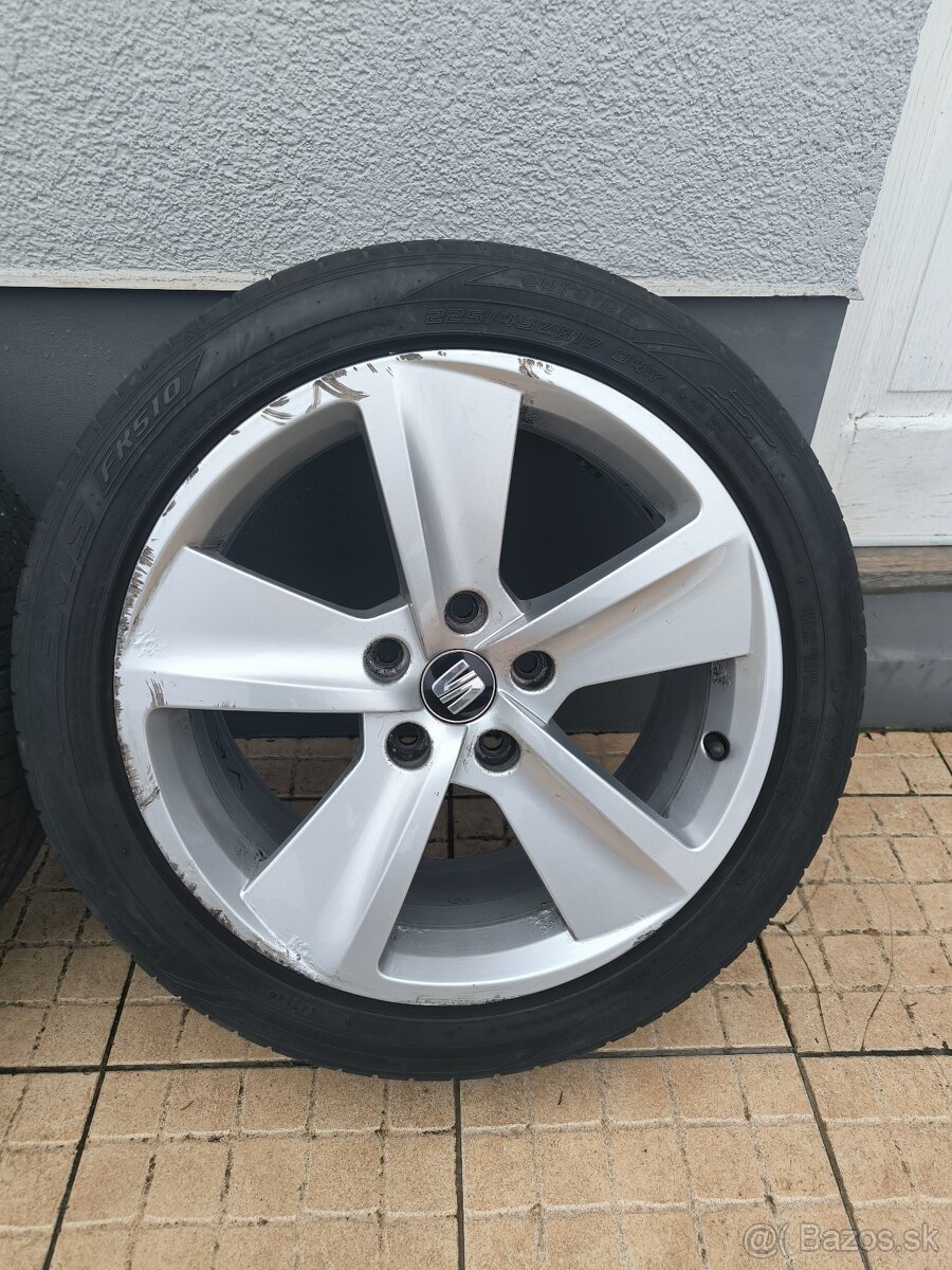 Elektróny Seat 225/45 R17 5x112 - 4