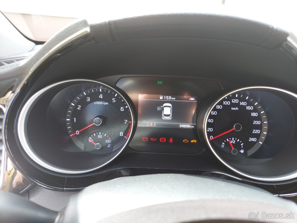 Predám Kia Xceed 1,5 T-GDI Gold - 4