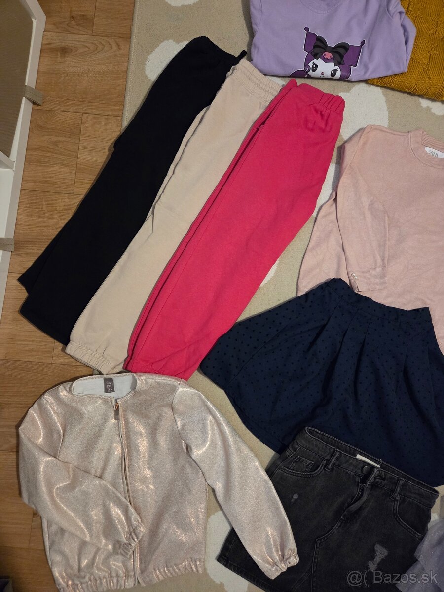 Balik oblečenia veľ.128 - 4