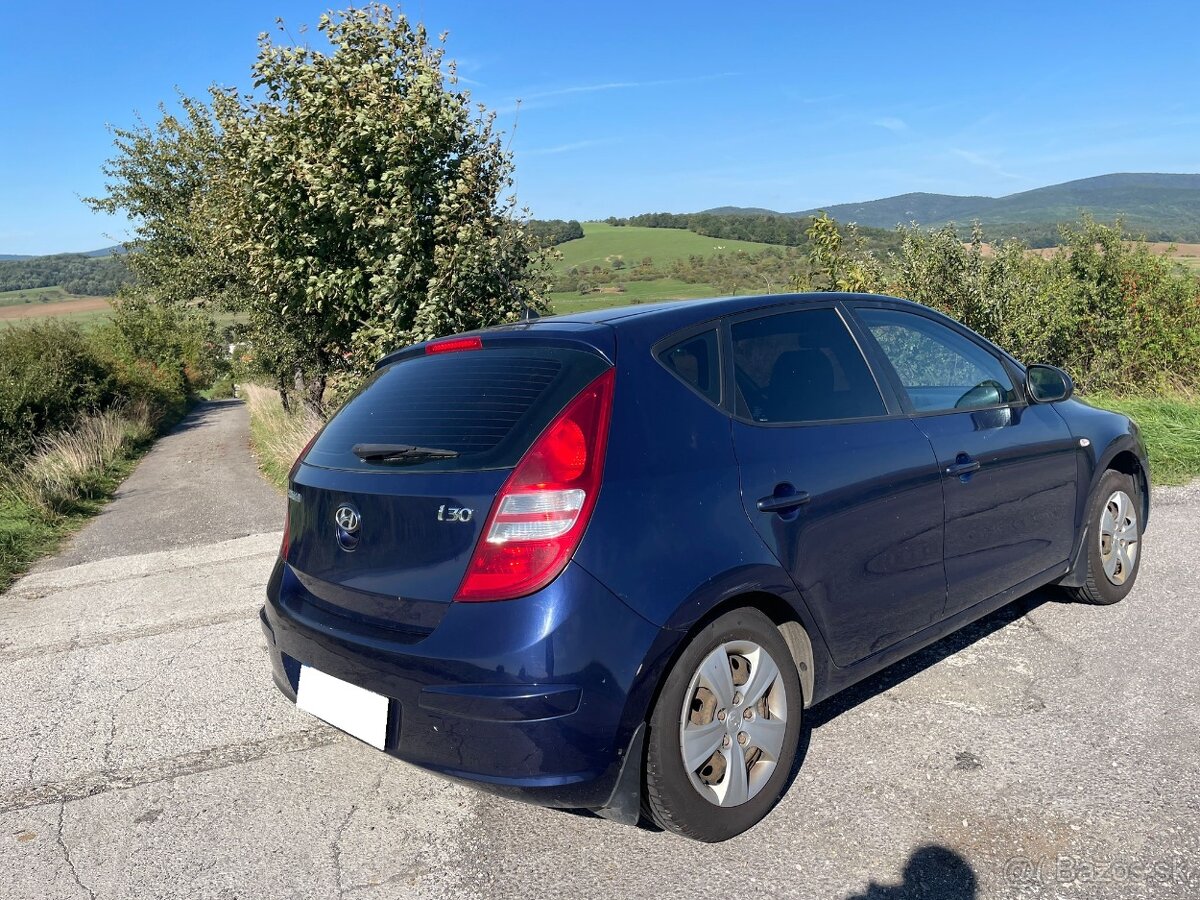 Rozpredám Huyndai i30 80kW r. 2009 - 4