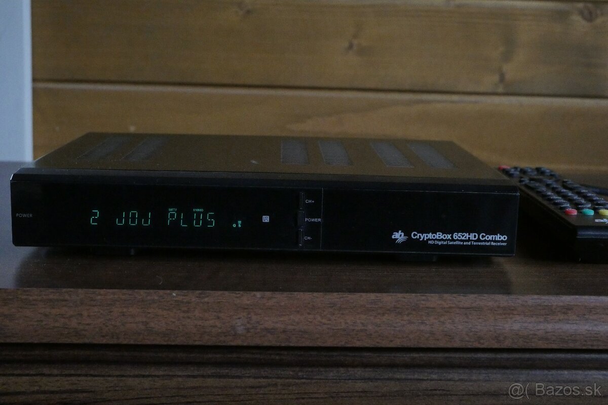 Dvb-t/satelitný prijímač AB CryptoBox 652HD - 4