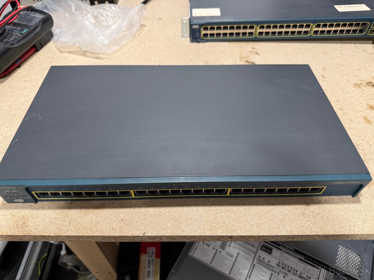 Cisco Catalyst 2950-24 - 4