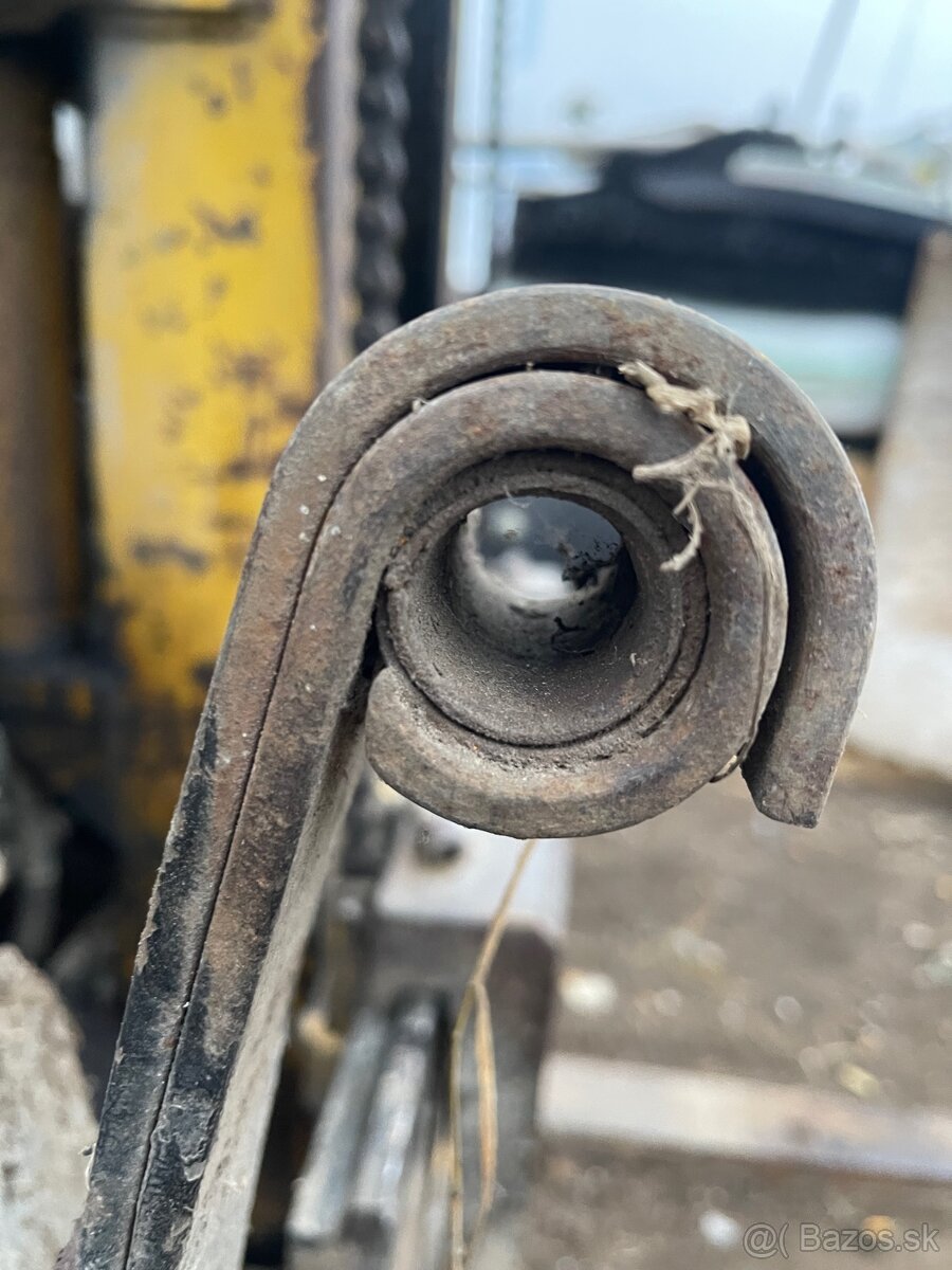 listove pero multicar m25 - 4