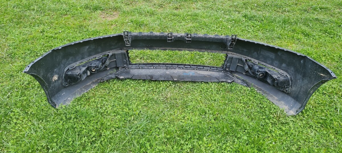 Nárazník passat b7 - 4