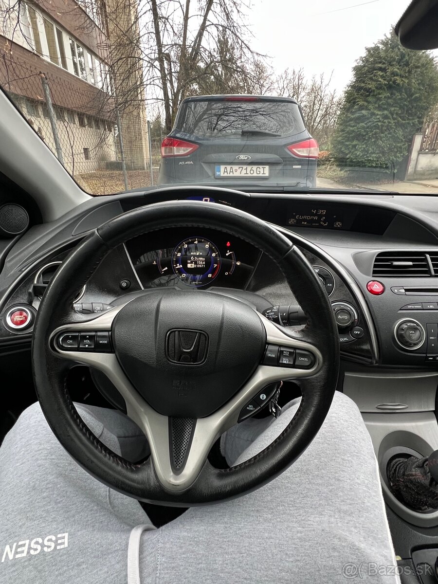 Honda Civic Type S 1.8 benzín - 4