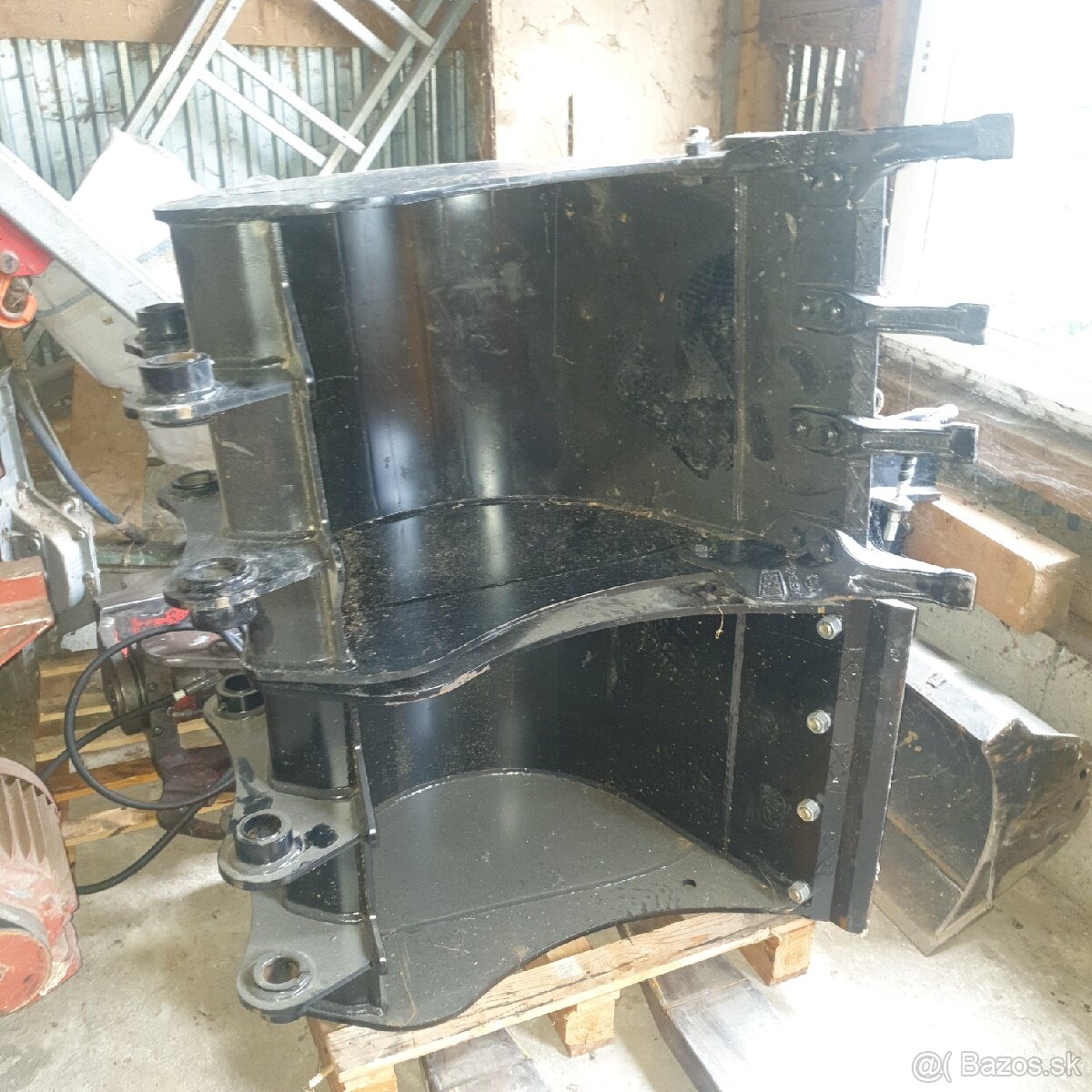 JCB nová Lyzica 60cm - 4