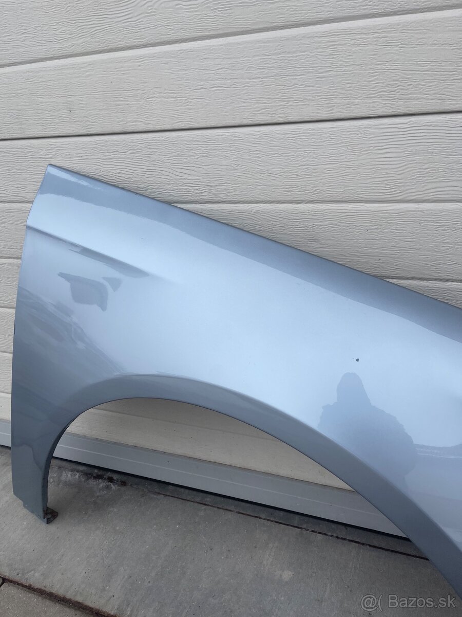 Predný blatník VW Passat B6 LB5M - 4