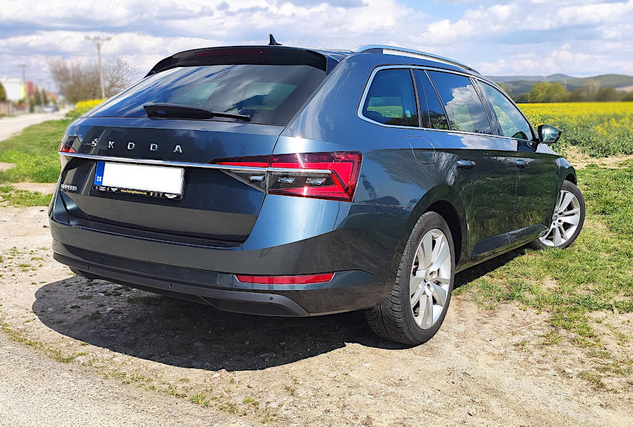Škoda Superb Combi 2.0 TDI 140kW DSG - 4