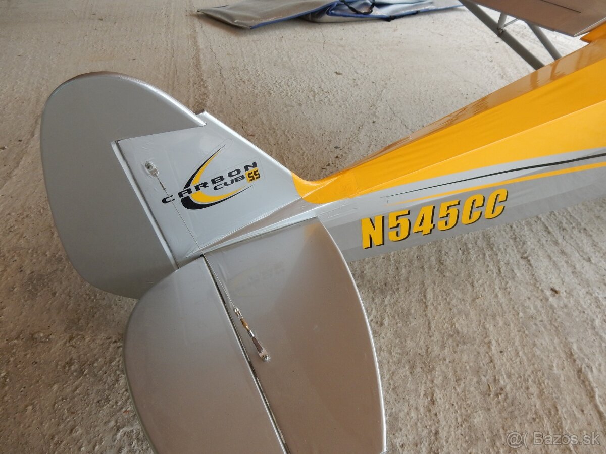 Piper carbon cap 55 hangar9 - 4