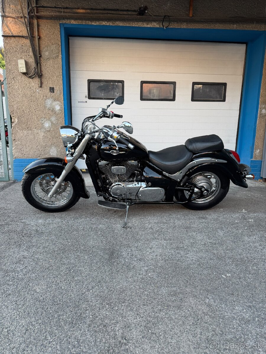 Suzuki Intruder C800 - 4