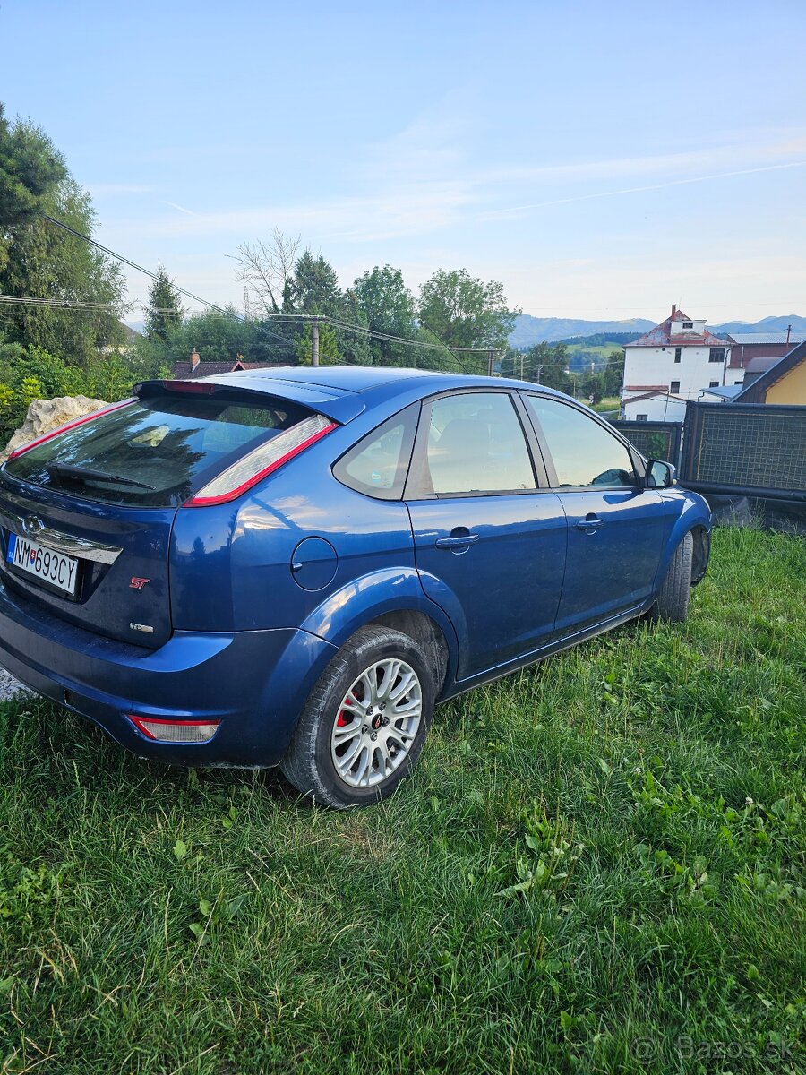 Predám ford focus - 4