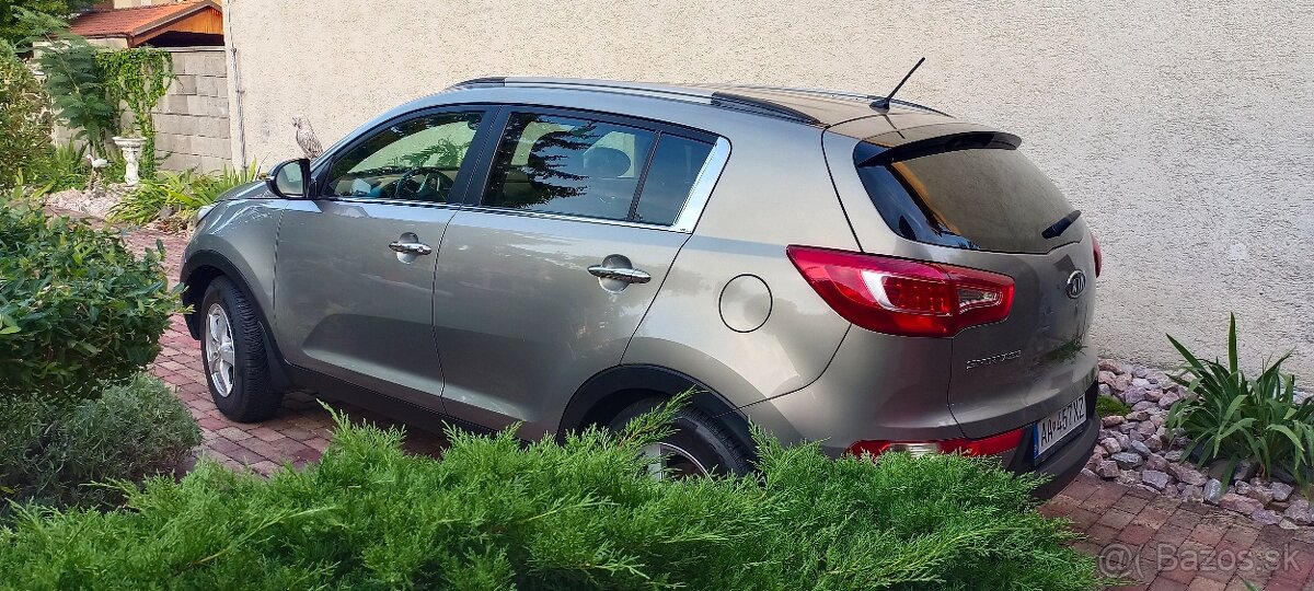 Kia Sportage - 4