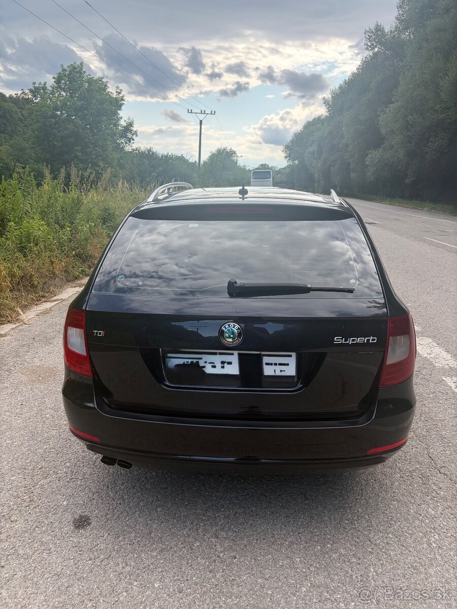 Škoda Superb Combi 2.0 TDI 103 kW • 2011 - 4