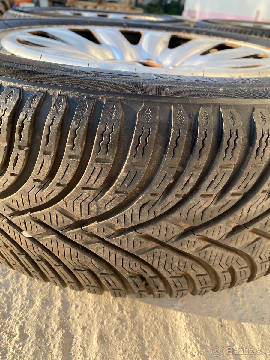 Zimná sada 205/55 R16-Škoda - 4