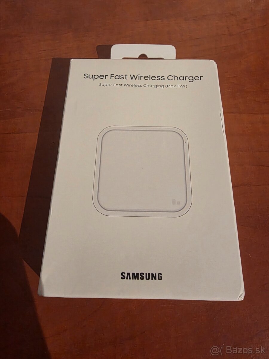 Originálna 15W bezdrôtová nabíjačka Samsung Qi (EP-P2400) - 4