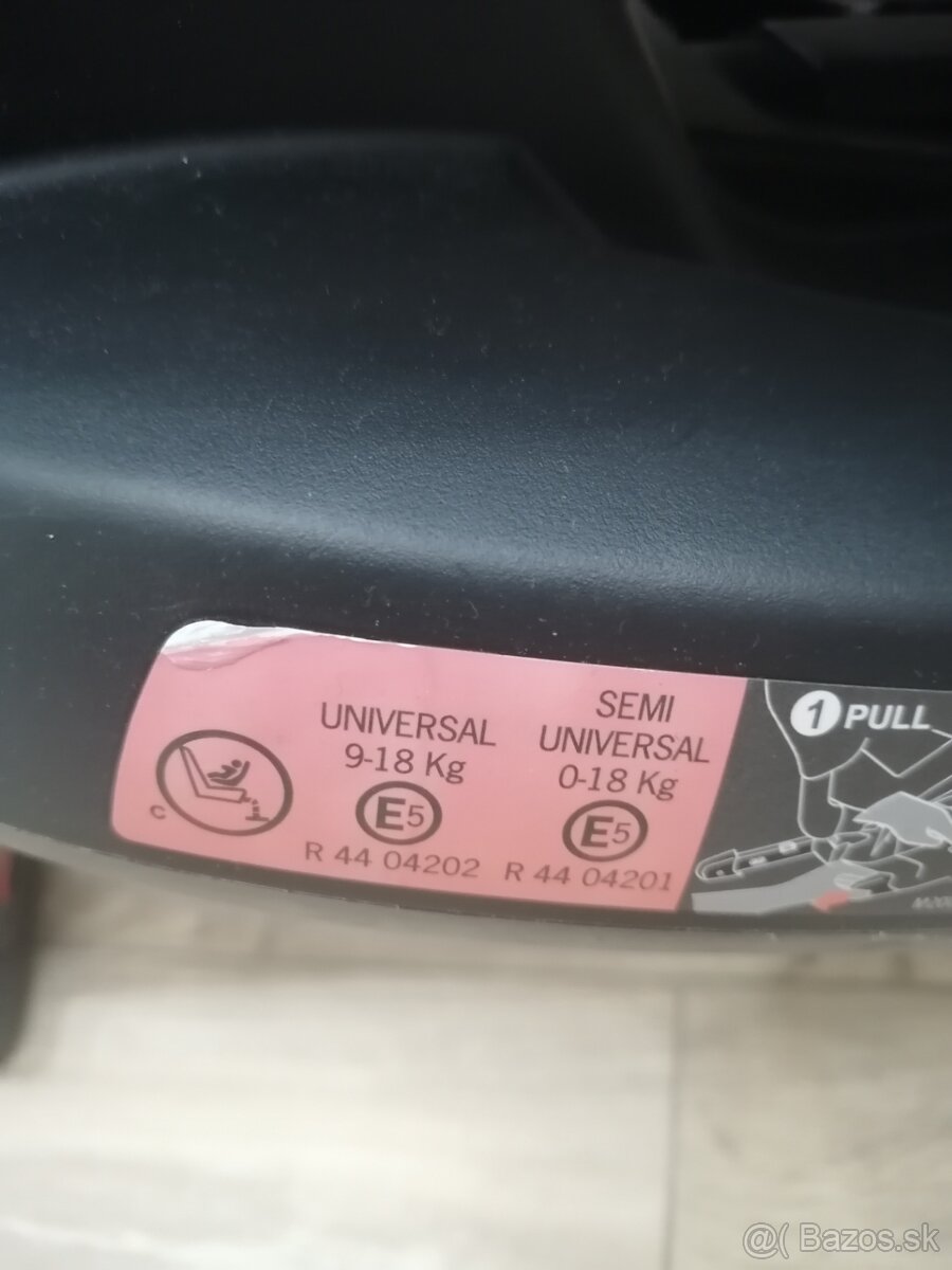 Detska autosedacka BeSafe IZI Combi X4 - 4