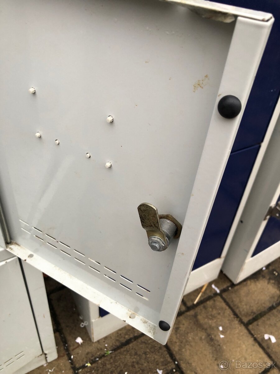 Šatníková skrinka 5 boxov 2kusy - 4