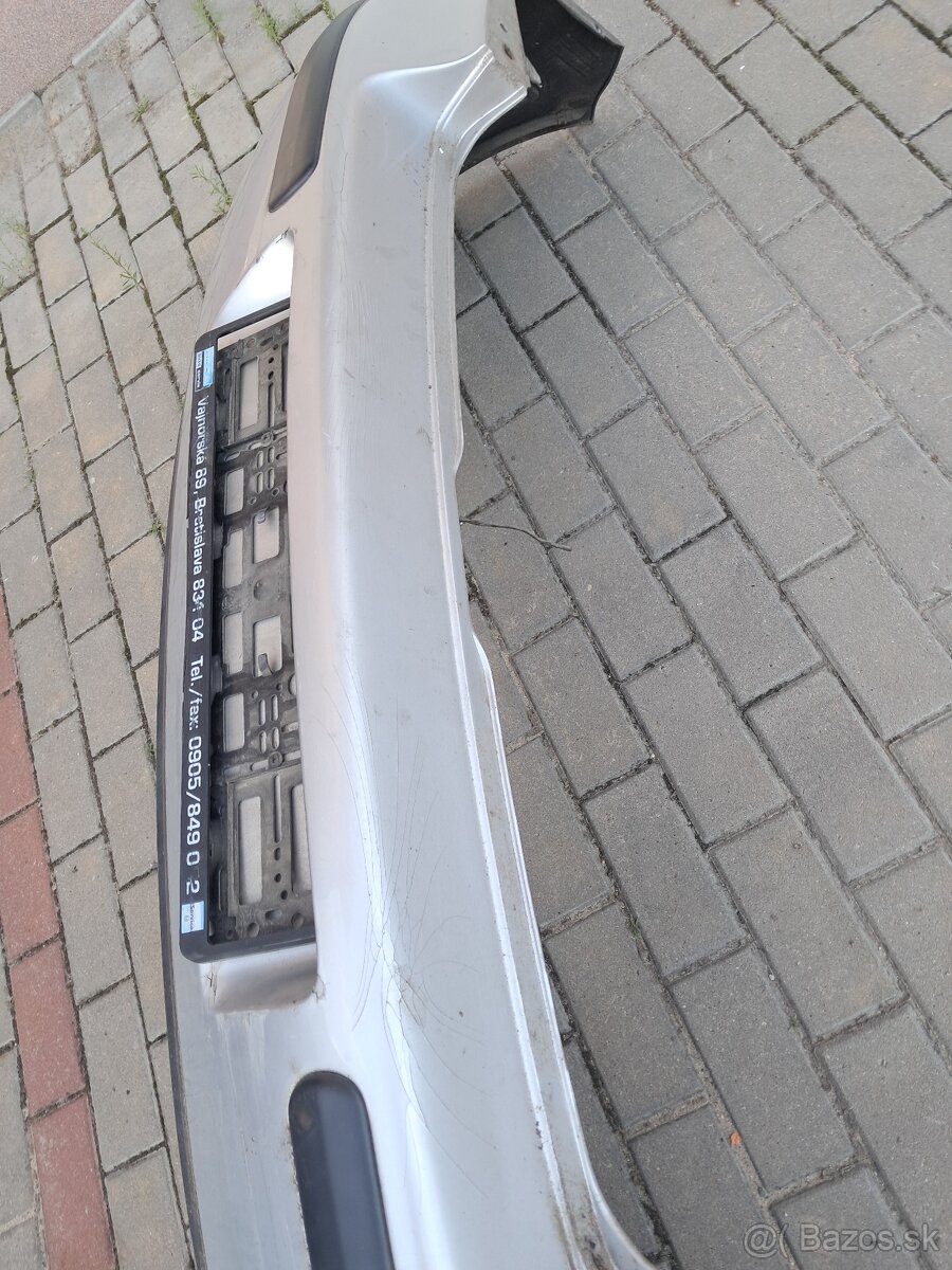 Predám zadný nárazník golf4 - 4