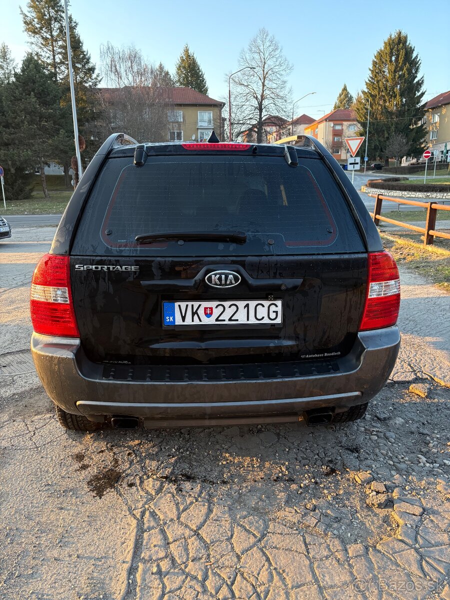 Predám KIA Sportage 2.0 85kW 4x4 - 4