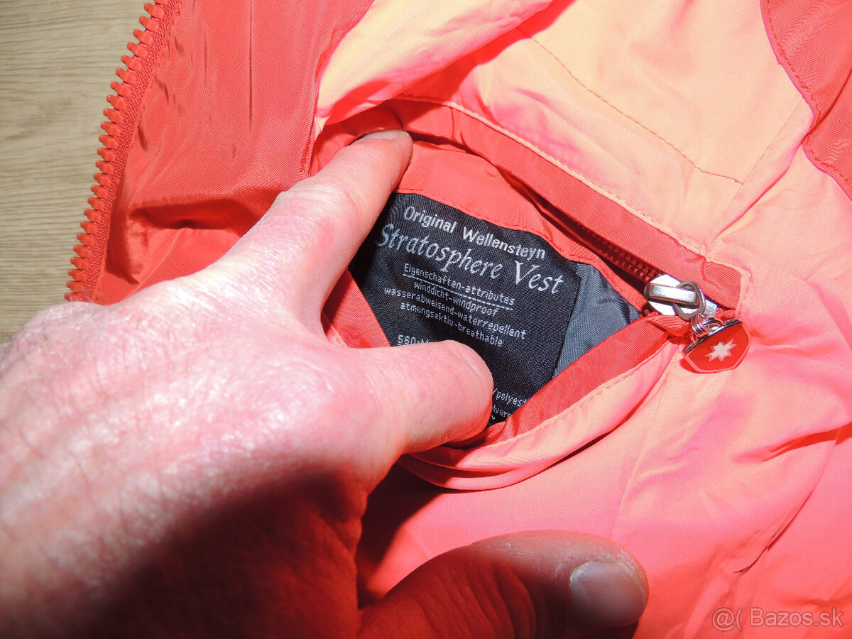 Vesta Wellensteyn a Napapijri - 4