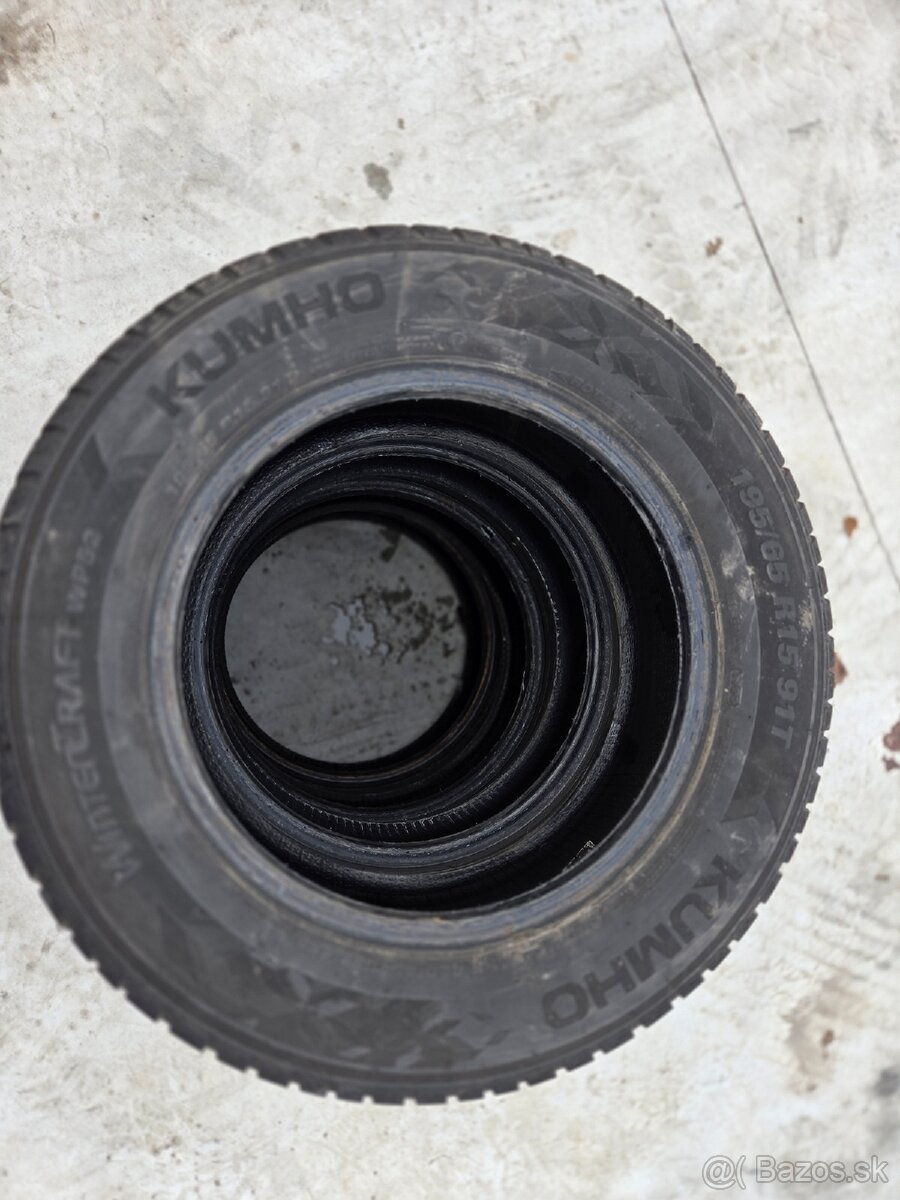 Kumho Winter WP52 195/65r15 sada zimna - 4