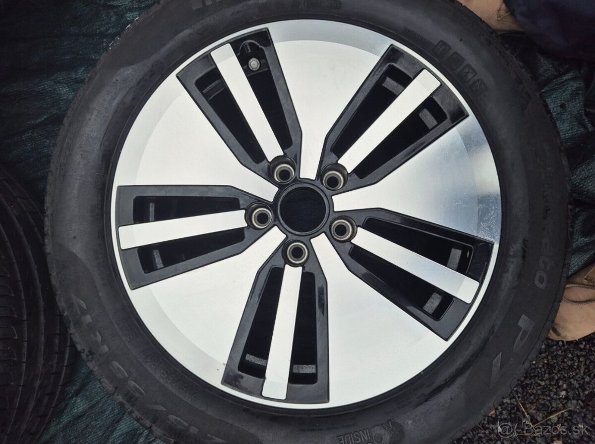 Letní sada Volkswagen E Passat B8 R17 ET40 - 4