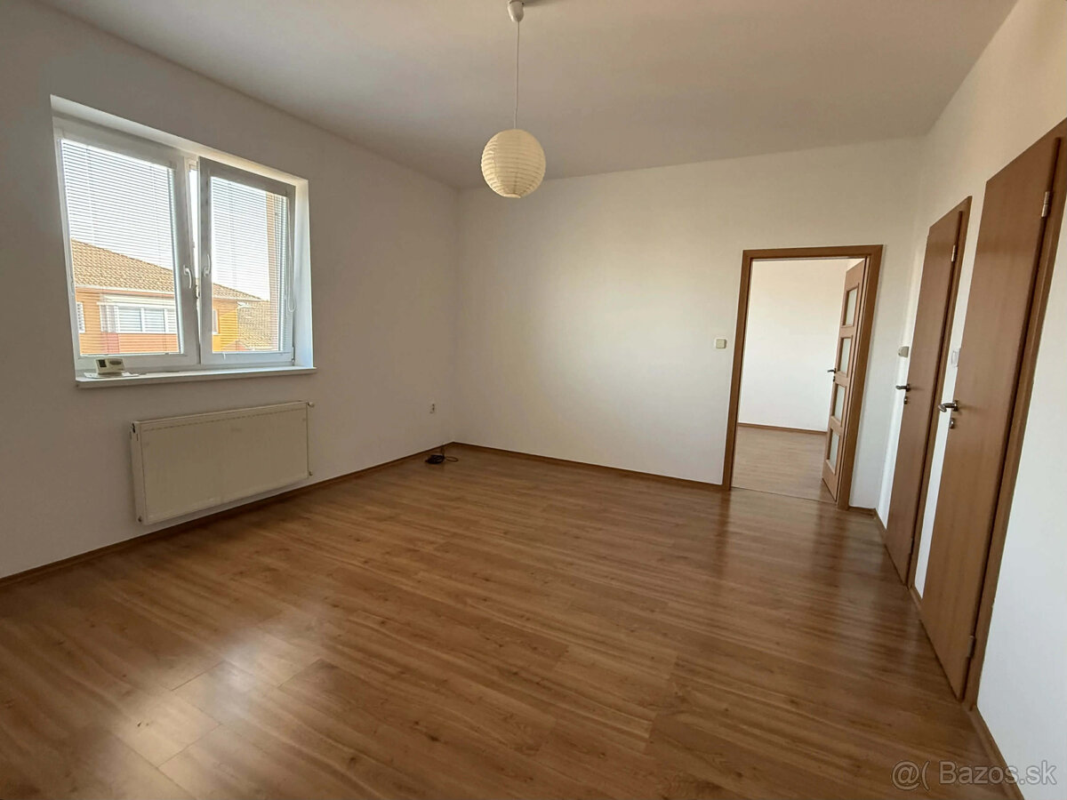 ☎️ 0918/197 701 Na predaj 3 izbový byt s vlastným plynovým k - Widok 4