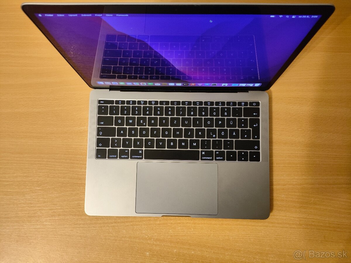 Apple MacBook Pro 13" Retina 2016 | i5 • 8GB • 512GB - 4