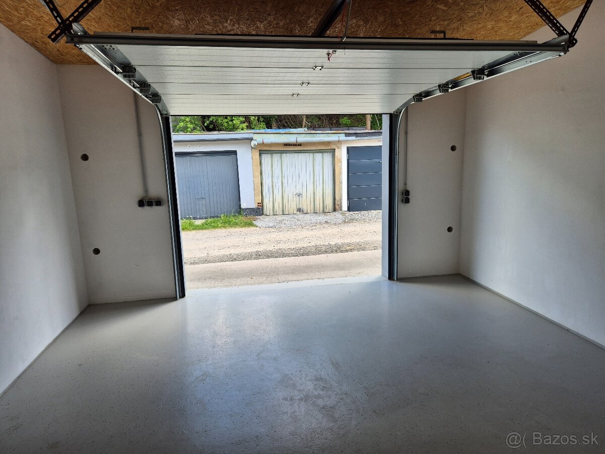 Garáž na predaj- 22,25 m² - 4