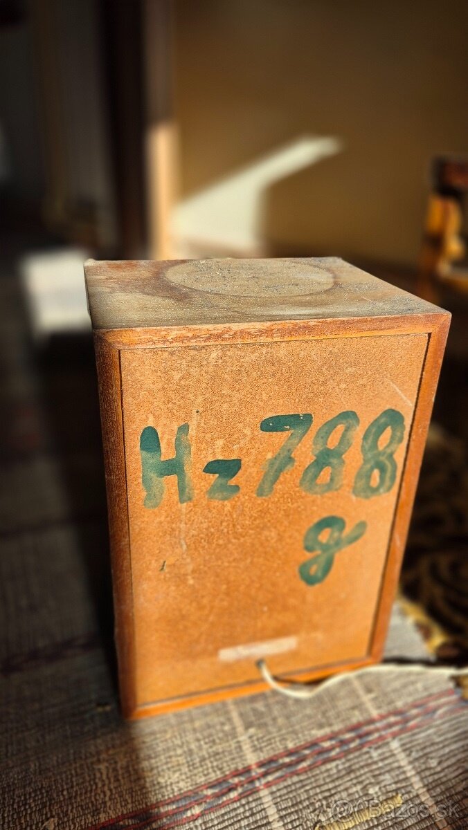 Predám staré retro reproduktory od Tesly - 4