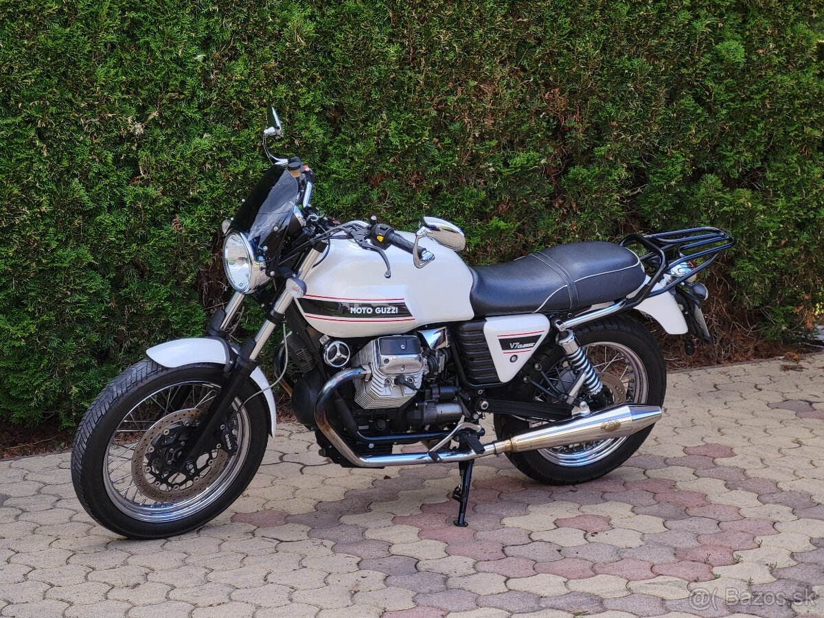 Moto Guzzi V7 Classic 2011 - 4