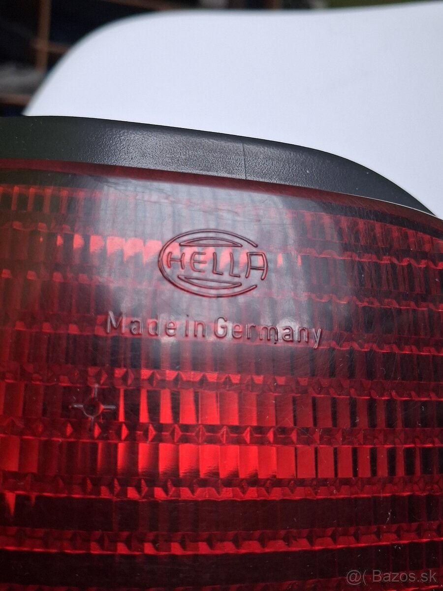 Golf 3 variant zadné ľavé svetlo Hella - 4