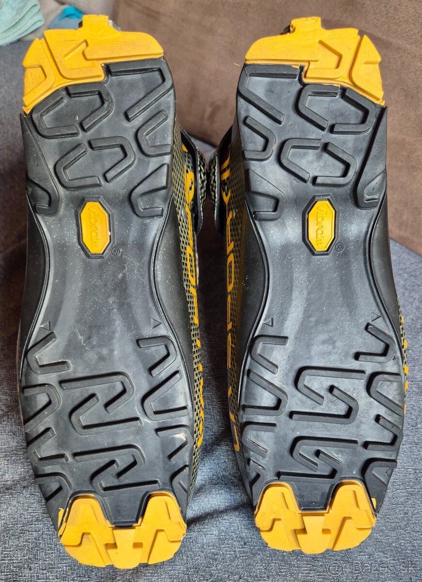 La Sportiva Stratos 3 - 4