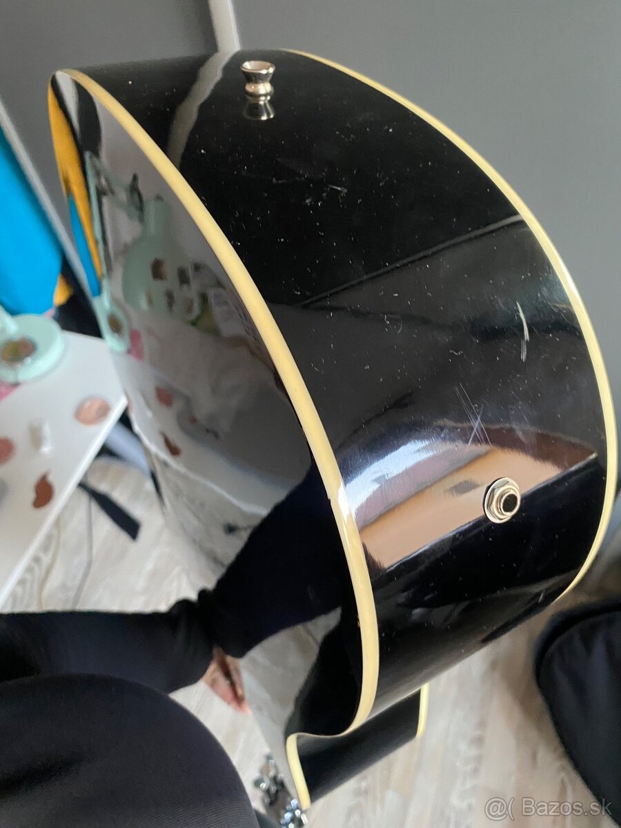 Elektrická, akustická gitara - 4