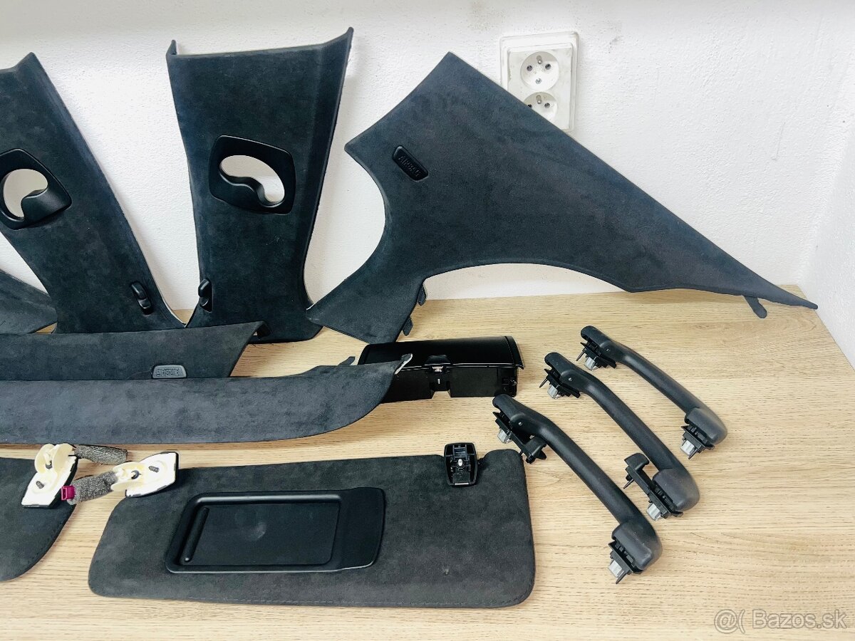 BMW M5 F10 alcantara interiér - 4