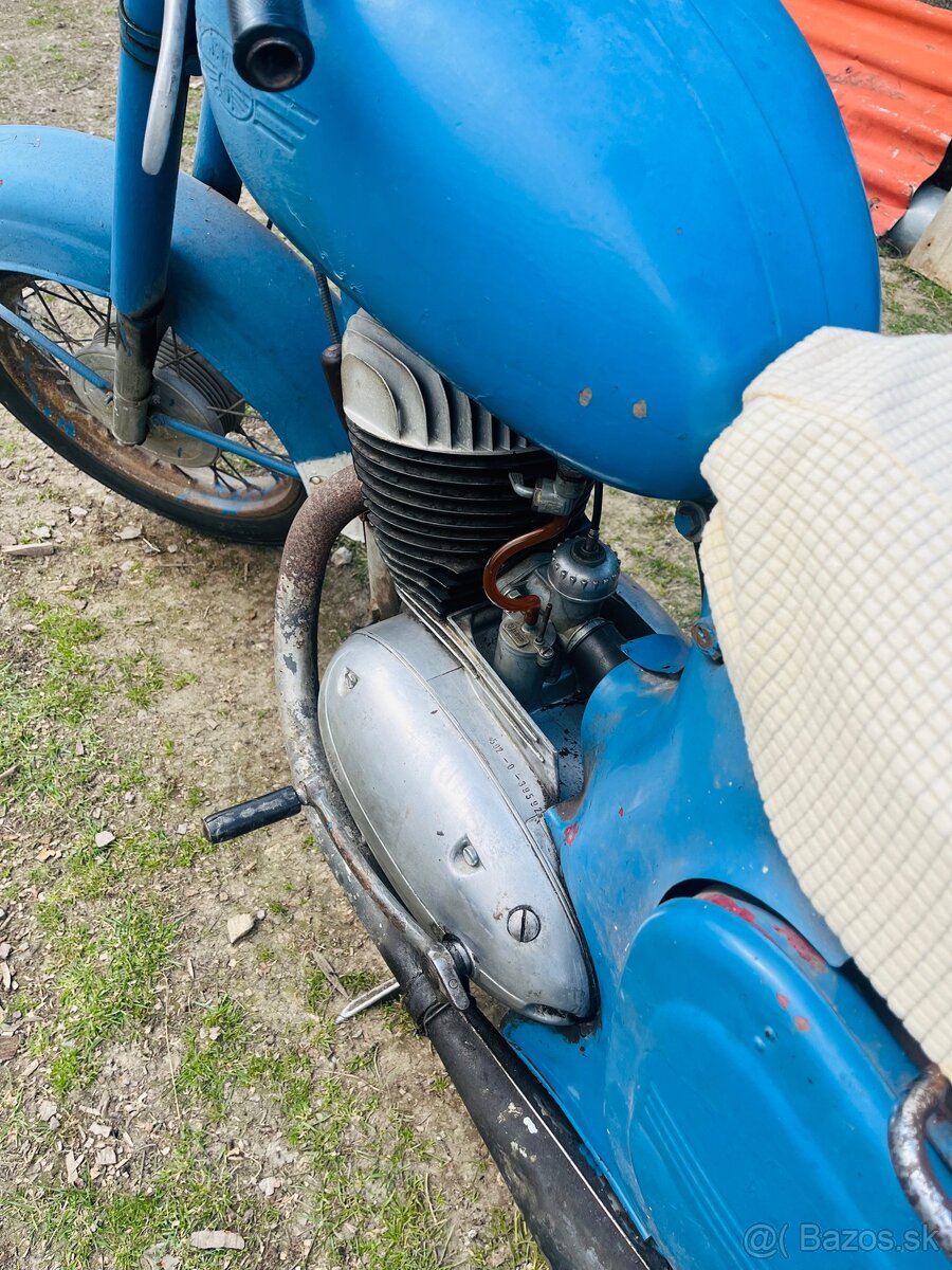 Jawa 250 559 panelka - 4