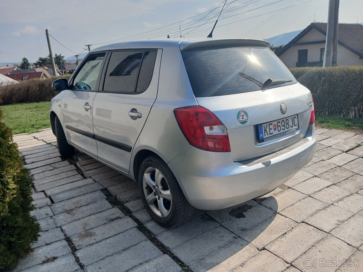 Škoda fabia 2 2010 - 4
