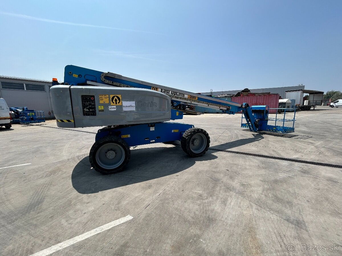 Teleskopická pracovná plošina Genie S65 - 4