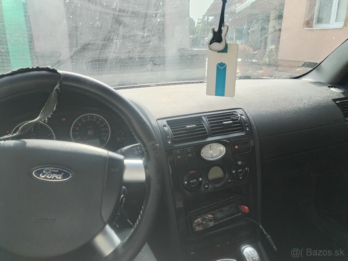 Ford Mondeo - 4