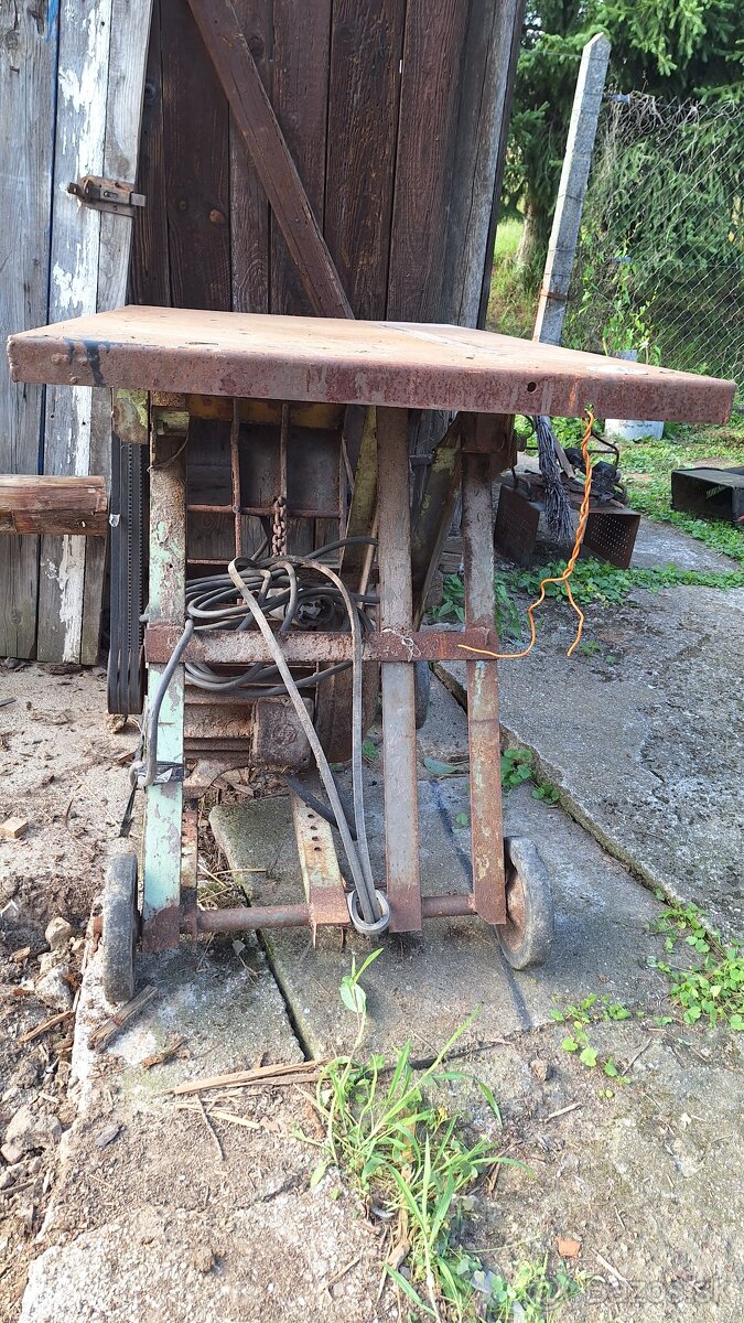 Cirkular na 380 V - 4