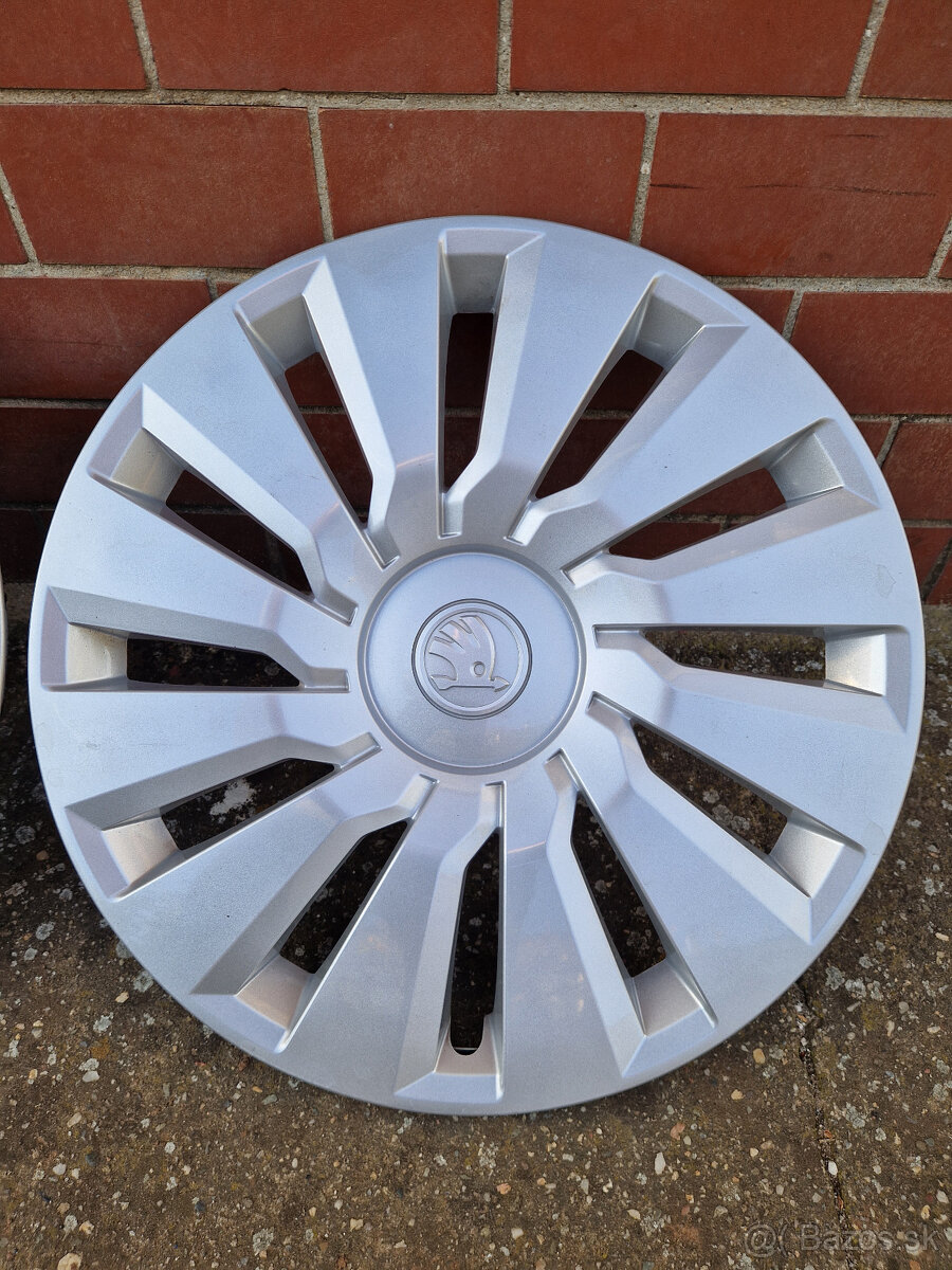 puklice skoda r16 kryty disku škoda R16 Puklice 16 - 4